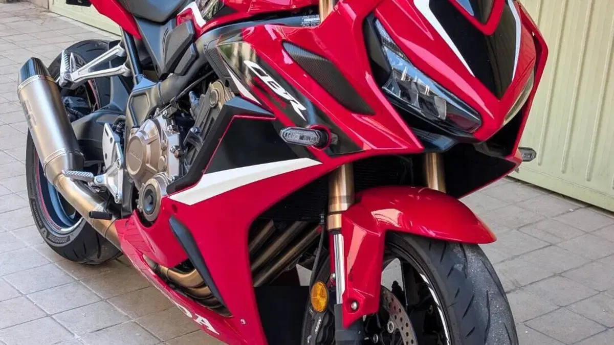 Honda CBR 650 R (2021 - 23)  (3)
