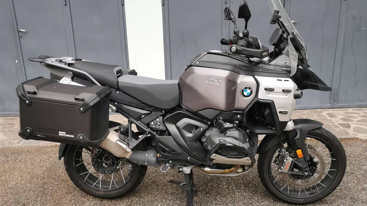 Bmw R 1300 GS Adventure Triple Black (2025 - 26)  (2)