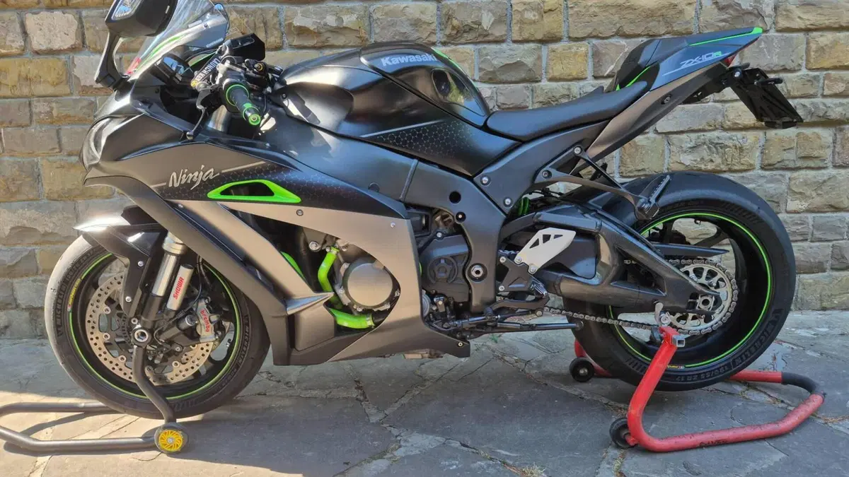 Kawasaki Ninja 1000 ZX-10R SE (2018)  (2)
