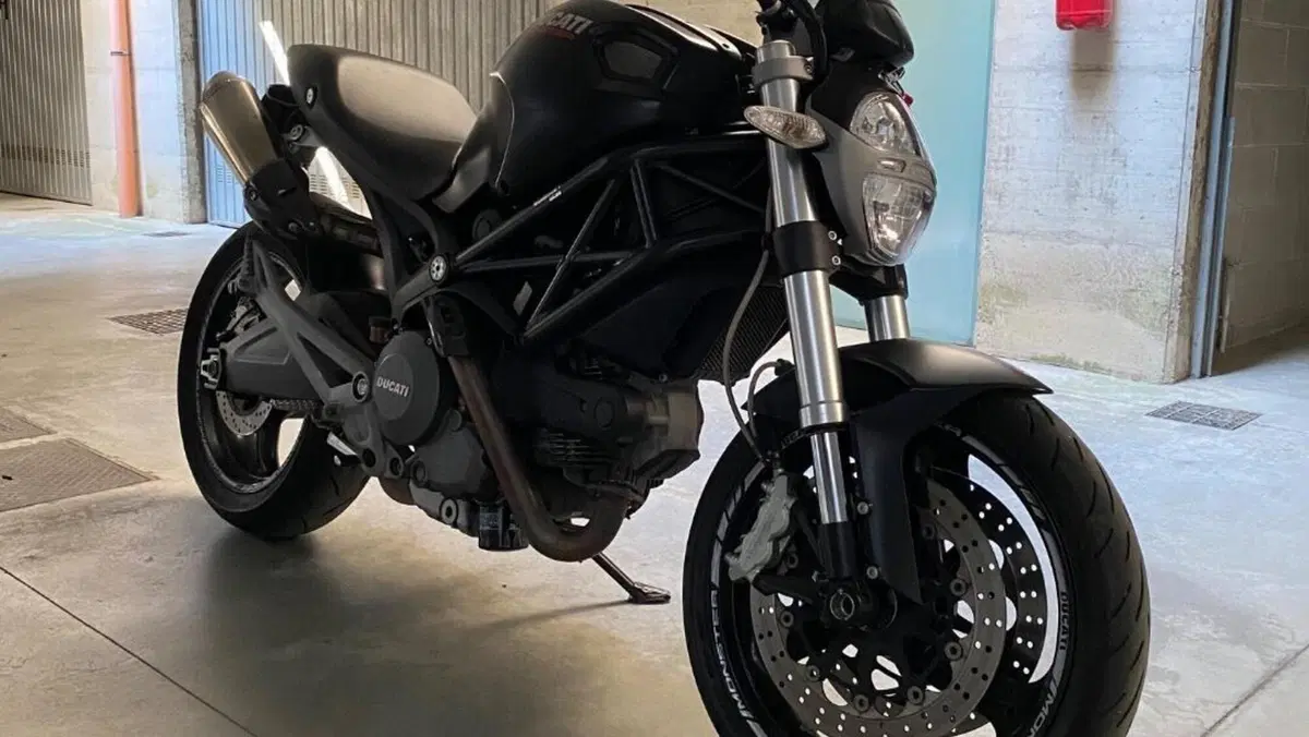 Ducati Monster 696 (2008 - 13)  (3)