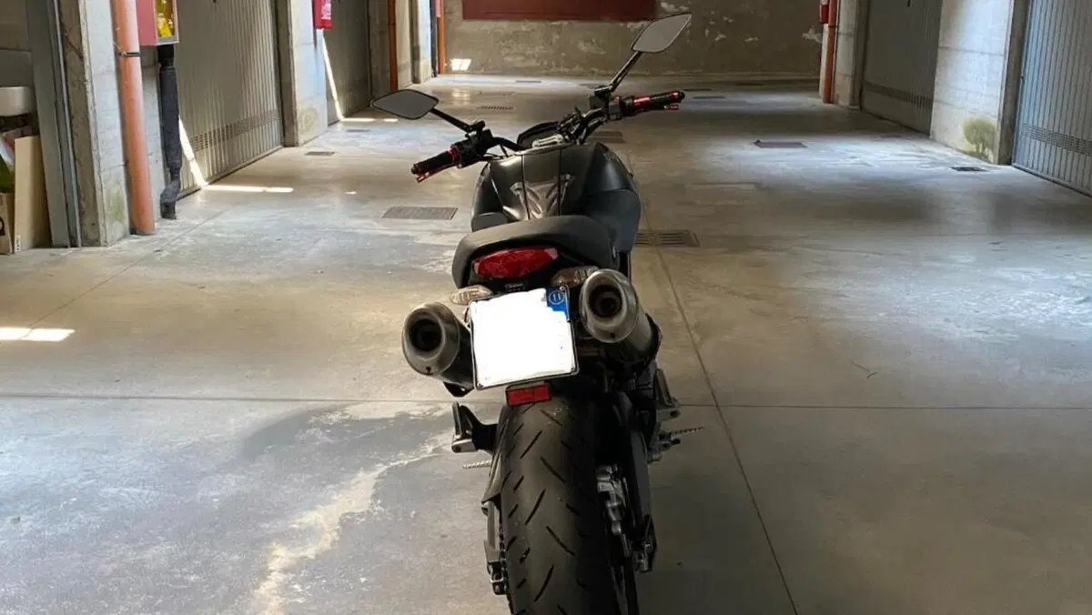 Ducati Monster 696 (2008 - 13)  (4)