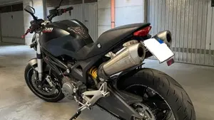 Ducati Monster 696 (2008 - 13)  (10)