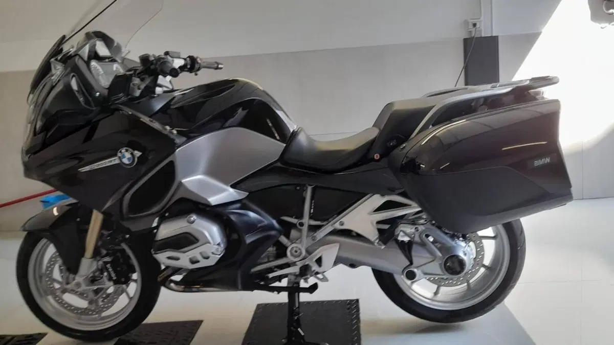 Bmw R 1200 RT (2017 - 18)  (2)