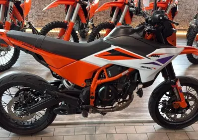 KTM 390 SMC R (2025 - 26) - Annuncio 10090846