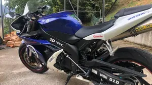 Yamaha YZF R1 (2004 - 05)  (5)