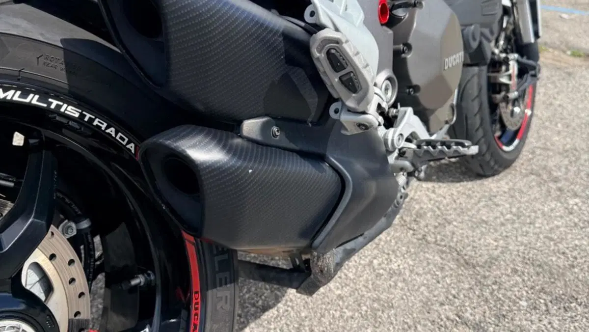 Ducati Multistrada 1200 S (2015 - 17)  (4)