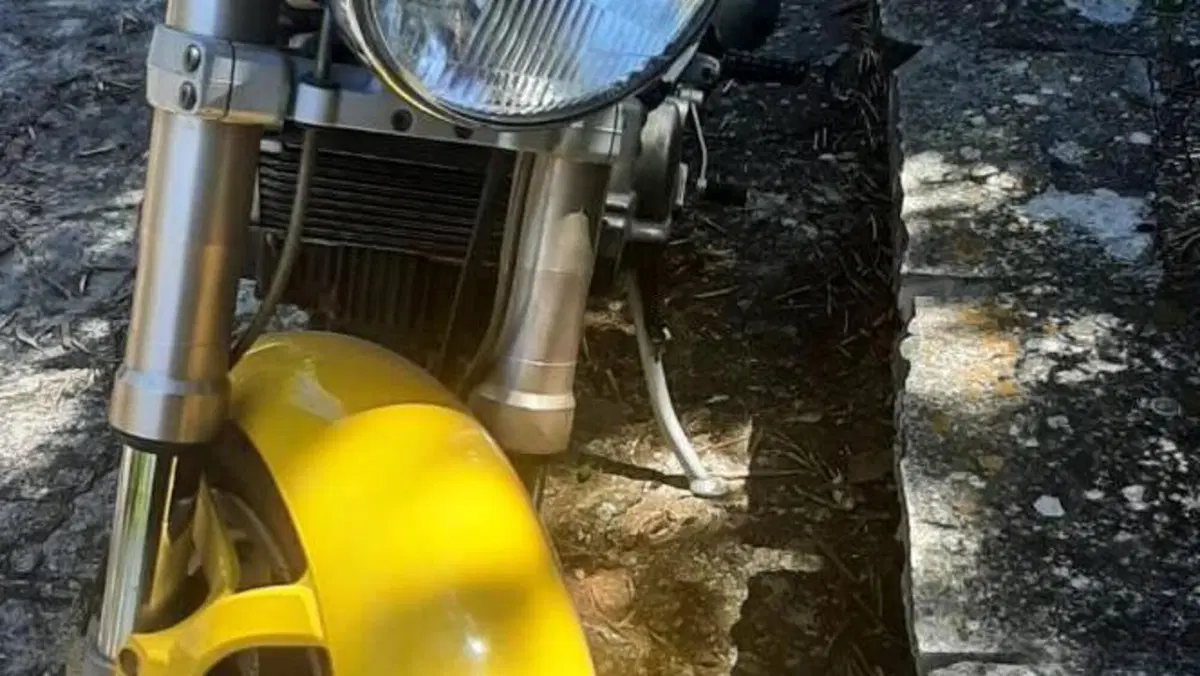 Ducati Monster 900 (1997 - 98)  (3)