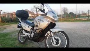 Honda Transalp XL 650V (2000 - 04)  (3)