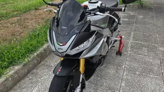 Aprilia Tuono V4 (2021 - 24) usata