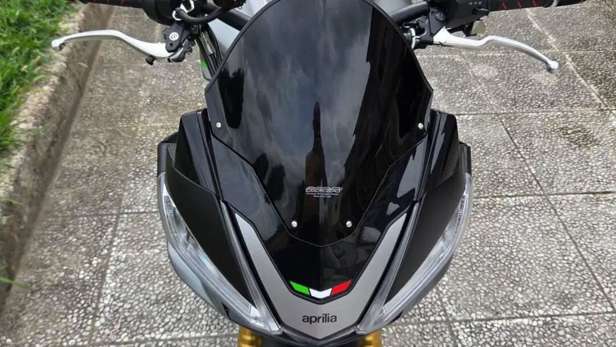 Aprilia Tuono V4 (2021 - 24)  (10)