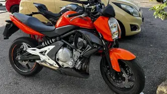 Kawasaki ER-6N (2006 - 09) usata