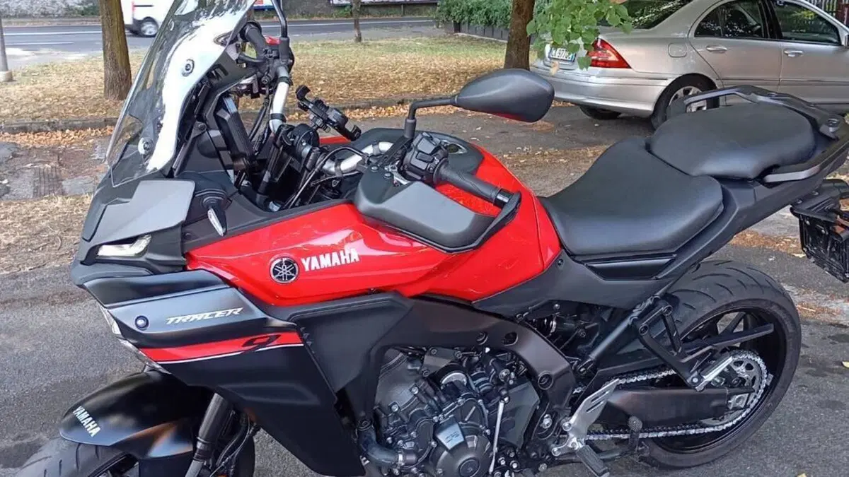 Yamaha Tracer 9 (2025 - 26)  (2)