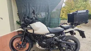 Royal Enfield Himalayan 450 (2024 - 26)  (2)