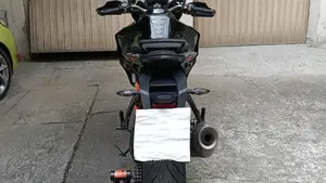 KTM 1290 Super Duke GT (2021 - 25)  (4)