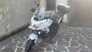 Kawasaki Versys 650 ABS (2015 - 16)  (2)