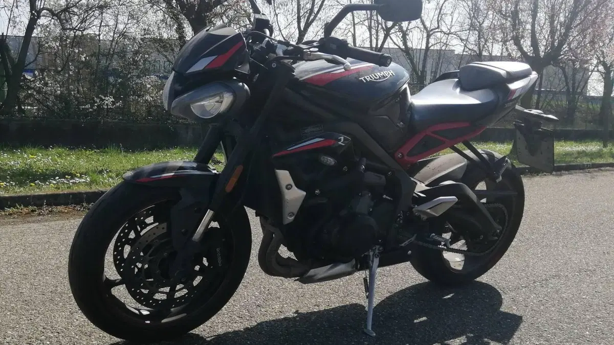 Triumph Street Triple R (2020 - 22) 