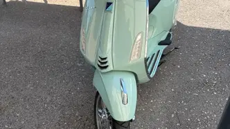 Vespa Primavera 125 (2024 - 25) usata