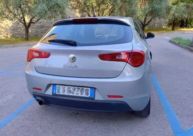 Alfa Romeo Giulietta 1.6 JTDm-2 Distinctive (6)