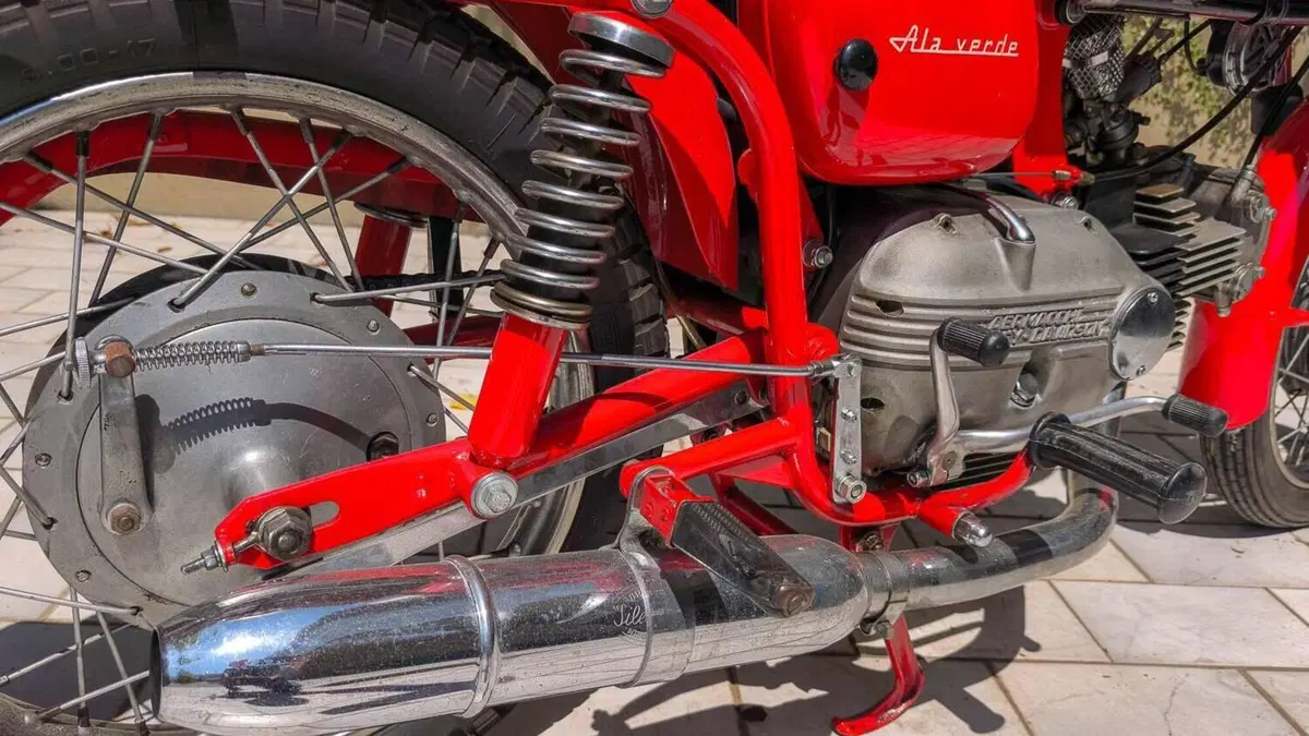 Aermacchi Harley-Davidson   (13)