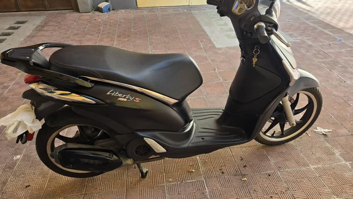 Piaggio Liberty 125 S ABS (2017 - 20)  (6)