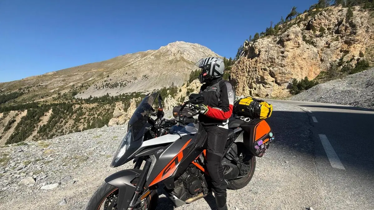 KTM 1290 Super Duke GT ABS (2016 - 18)  (5)