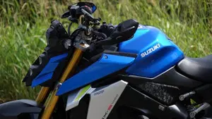 Suzuki GSX-S1000 (2021 - 25)  (6)