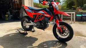KTM 690 SMC R (2023 - 25) 