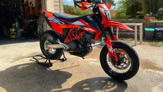KTM 690 SMC R (2023 - 25) usata