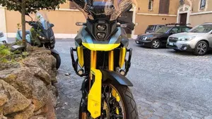 Suzuki V-Strom 800DE (2023 - 24)  (2)