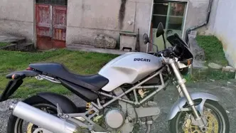 Ducati Monster 620 I.E (2002) usata