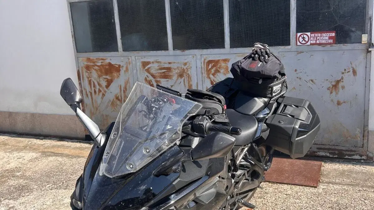 Suzuki GSX-S1000GT (2022 - 24)  (5)