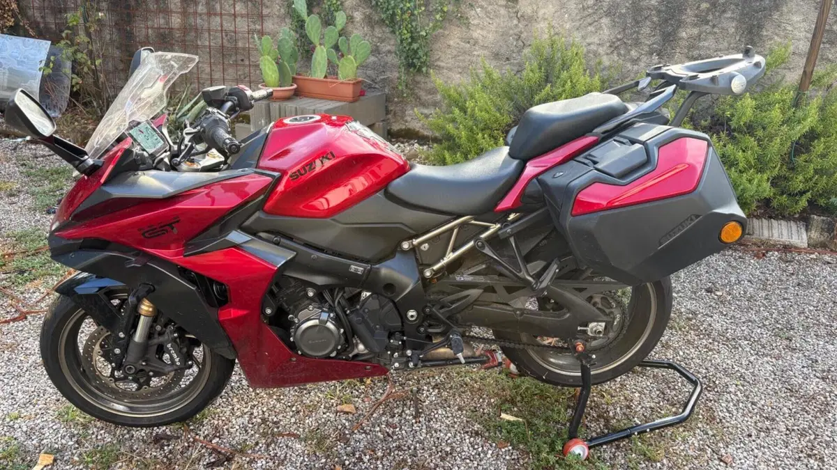 Suzuki GSX-S1000GT (2022 - 24)  (2)