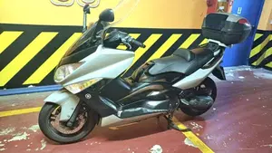 Yamaha T-Max 500 (2008 - 12)  (2)