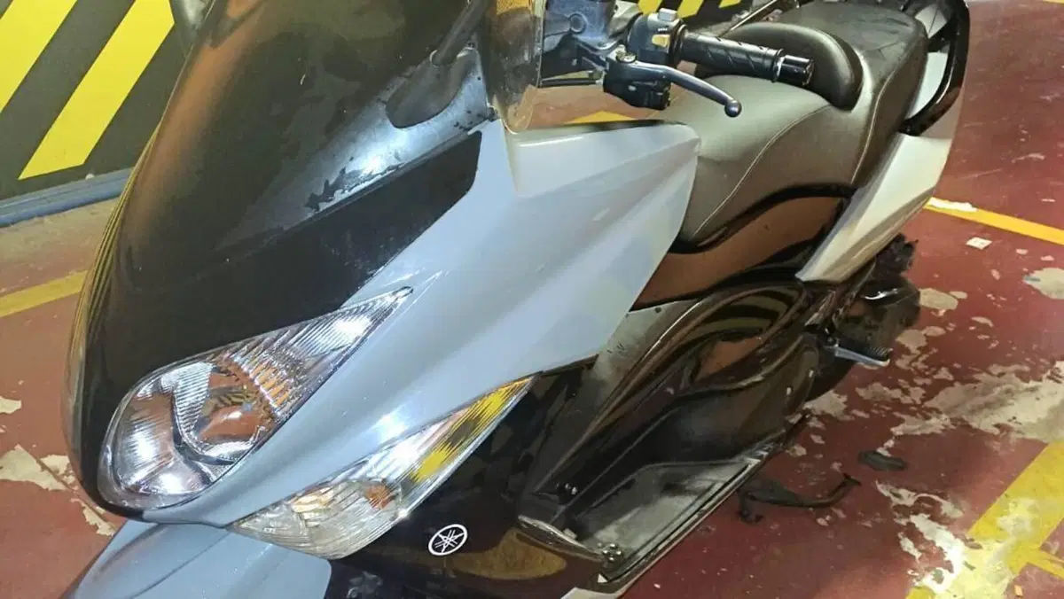 Yamaha T-Max 500 (2008 - 12)  (5)
