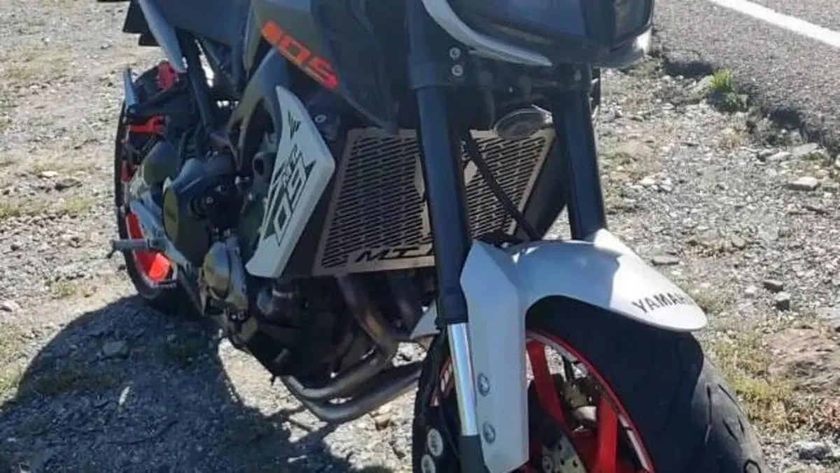 Yamaha MT-09 (2017 - 20)  (4)