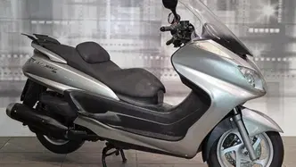 Yamaha Majesty 400 (2004 - 08) usata