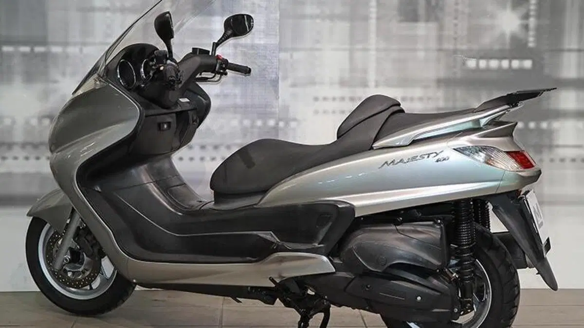 Yamaha Majesty 400 (2004 - 08)  (2)