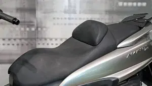 Yamaha Majesty 400 (2004 - 08)  (3)