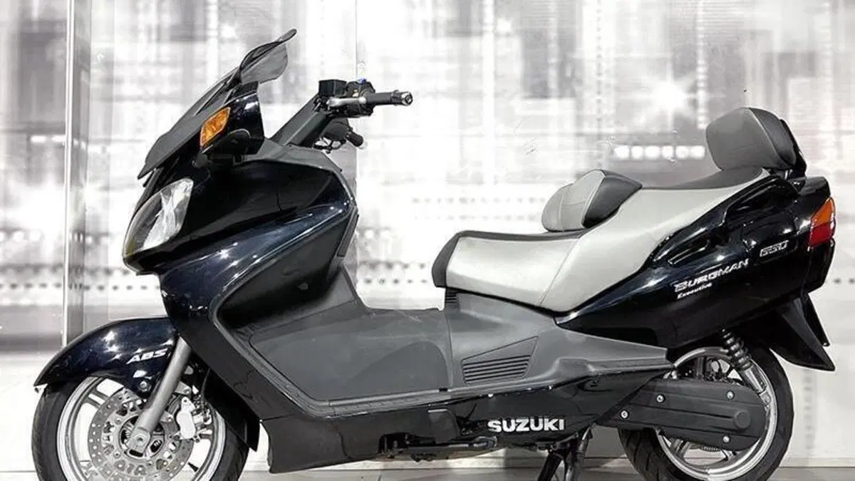 Suzuki Burgman AN 650 Executive (2004 - 06)  (7)