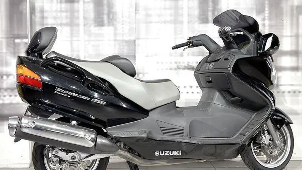 Suzuki Burgman AN 650 Executive (2004 - 06)  (8)