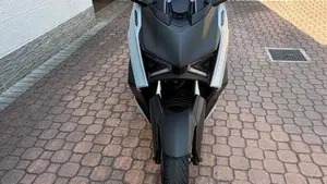 Yamaha X-Max 300 Tech Max+ (2025 - 26) 