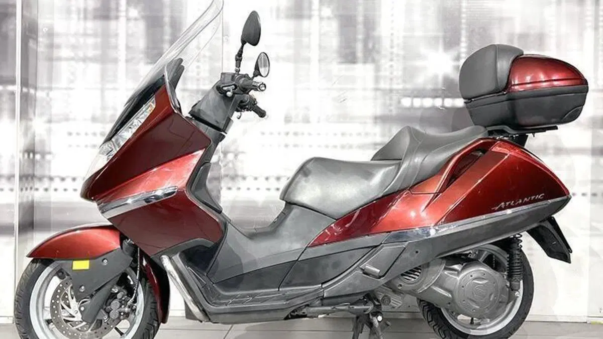 Aprilia Atlantic 500 (2001 - 02)  (7)