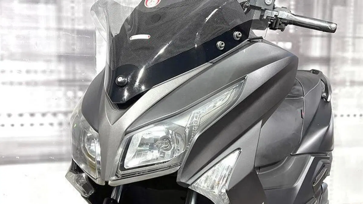 Kymco X-Town 300i ABS (2016 - 20)  (9)