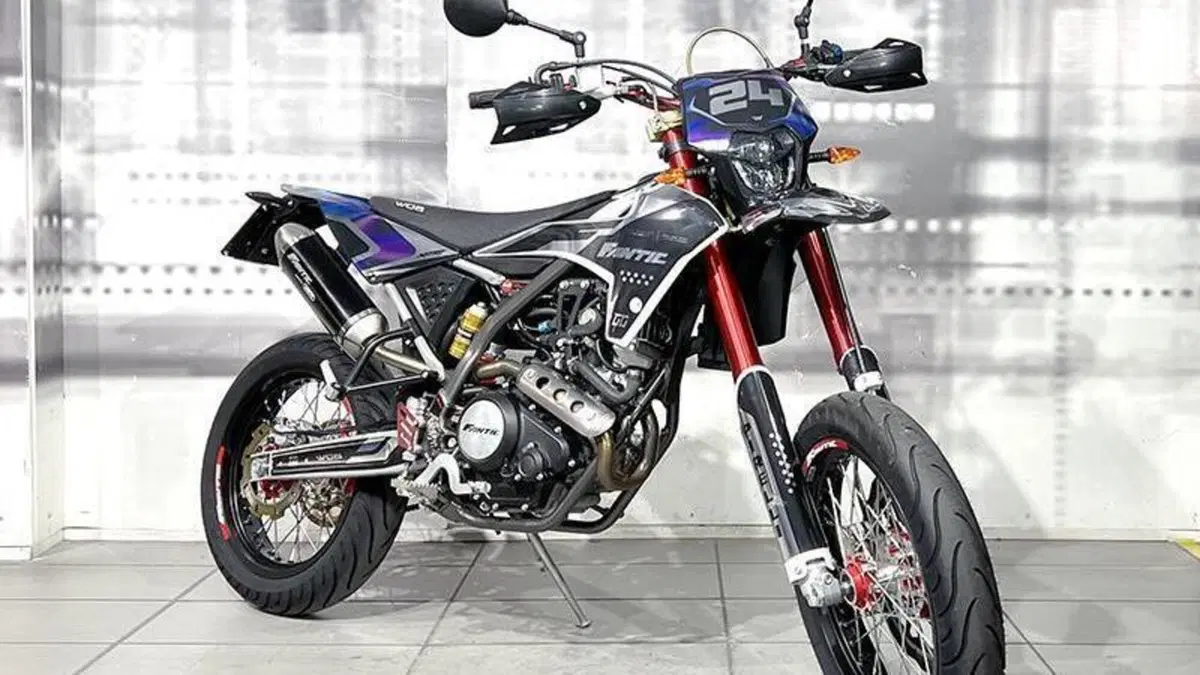 Fantic Motor XMF 125 Motard Competition 4t (2021 - 22) 