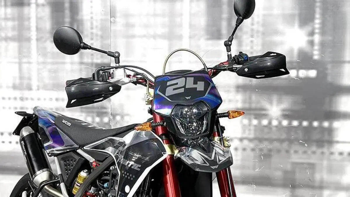 Fantic Motor XMF 125 Motard Competition 4t (2021 - 22)  (9)