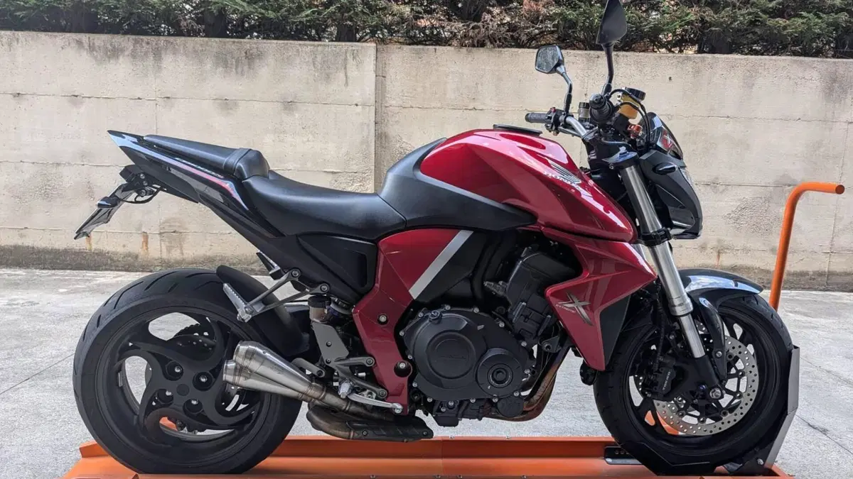 Honda CB 1000 R (2008 - 10)  (5)