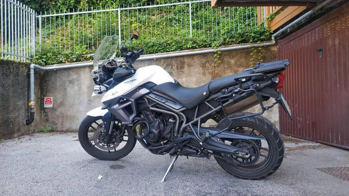Triumph Tiger 800 XRx (2015 - 17)  (6)