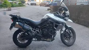 Triumph Tiger 800 XRx (2015 - 17)  (8)
