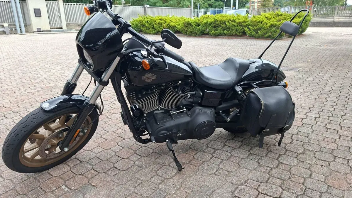 Harley-Davidson 1800 Low Rider S (2016 - 17) - FXDLS  (2)