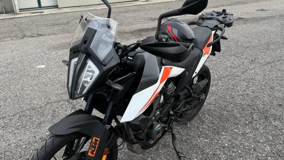 KTM 390 Adventure (2020)  (2)